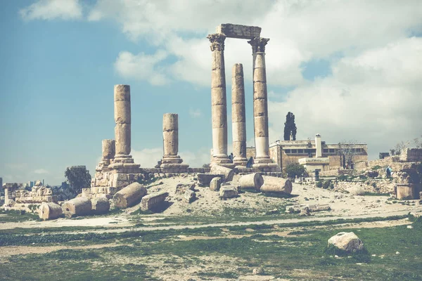 El Templo de Hércules en la Ciudadela de Ammán, Jordania . — Foto de Stock