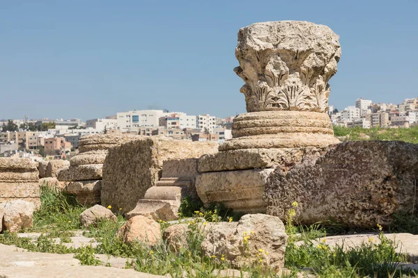 O antigo Jerash. Ruínas da cidade greco-romana de Gera na Jordânia — Fotografia de Stock