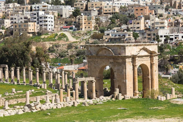 Jerash romjai. a görög-római város gera a jordan romjai — Stock Fotó