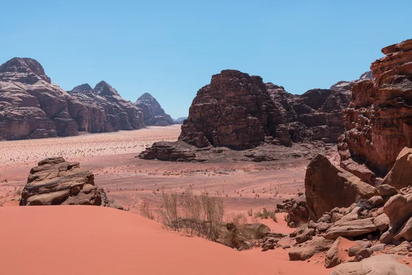 Vista panorámica del desierto de Wadi Rum, Jordania —  Fotos de Stock