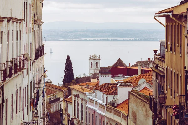 葡萄牙里斯本的传统建筑 — 图库照片