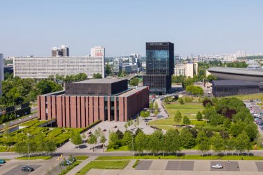 Katowice, Polonya - 05 Mayıs 2018: Panoramik görünümü'nde modern distri