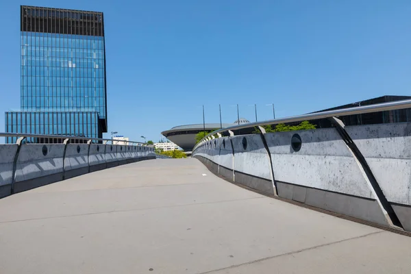 Katowice, Polska - 05 maja 2018: Panoramiczny widok w nowoczesne distri — Zdjęcie stockowe