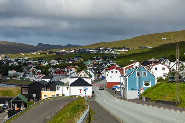 Miovagur falu, található a Feröer-szigetek, Dánia. — Stock Fotó