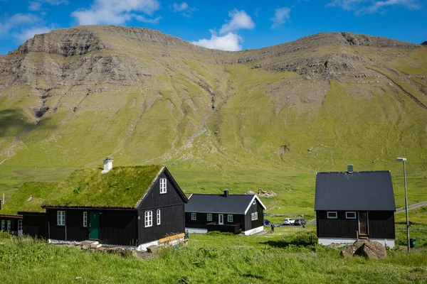 Le paysage près du village de Gasadalur, Îles Féroé. Danemark . — Photo