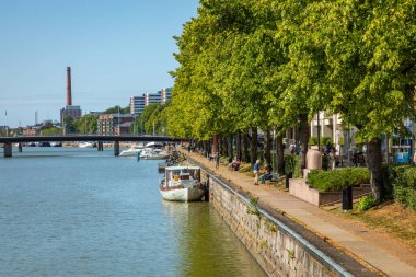 Turku, Finlandiya - 02 Ağustos 2019: Türk nehrine bakın
