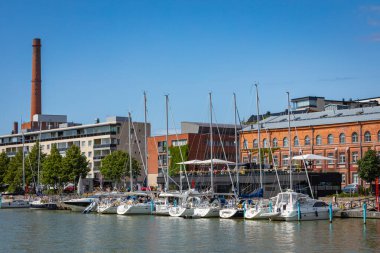 Turku, Finlandiya - 02 Ağustos 2019: Türk nehrine bakın