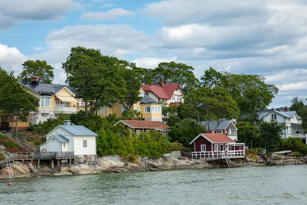 Turku, Finsko - 2. srpna 2019: Pohled na řeku Aura v Turku — Stock fotografie