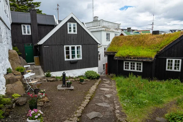 Torshavn, Färöarna - 05 juli 2019: Gamla stan — Stockfoto