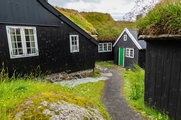 Torshavn, Faerské ostrovy - 5. července 2019: Staré město hlavního města — Stock fotografie