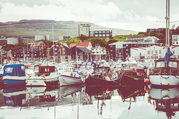 TORSHAVN, FAROE ISLANDS - JULY 05, 2019: Old town of capital cit — Stock Photo, Image