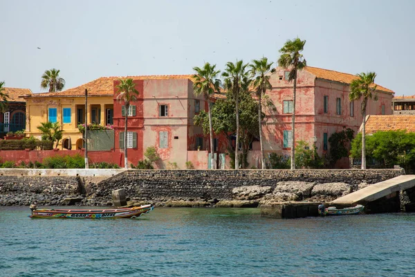 Hagyományos építészet Goree Island, Dakar, Szenegál. Nyugat A — Stock Fotó