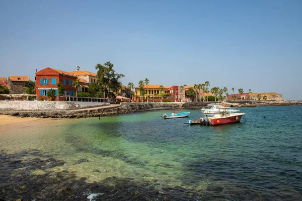 Tradiční architektura na ostrově Goree, Dakar, Senegal. West A — Stock fotografie