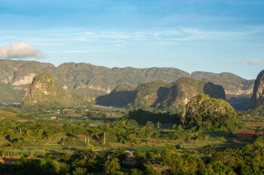 Vinales Vadisi, Cu 'da mogotlarla panoramik manzara