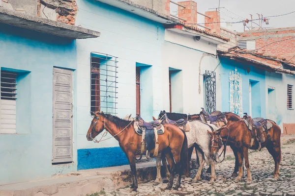 Trinidad, kuba - 16. Dezember 2019: farbenfrohe häuser und vintage — Stockfoto