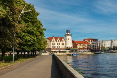 Kaliningrad, Rusya - 04 Eylül 2019: Binaların F'ye Bakışı