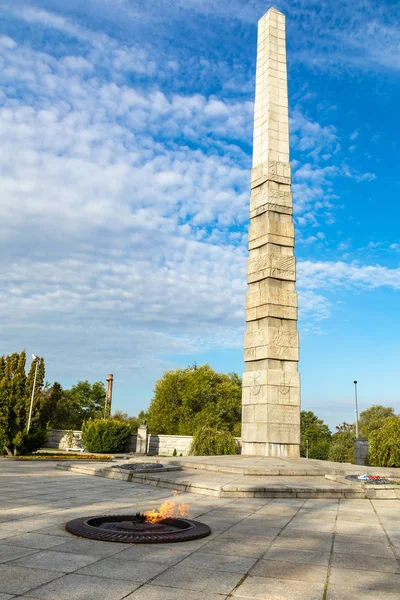 KALININGRAD, RUSSIA - SEPTEMBER 04,2019: Monument to 1200 guards — Stock Photo, Image