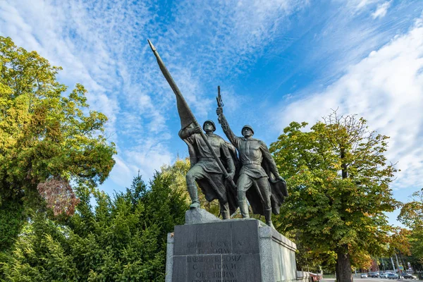 KALININGRAD, RUSSIE - 04 SEPTEMBRE 2019 : Monument à 1200 défenseurs — Photo
