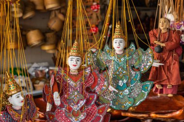 Luang Prabang, Laos - 10 Ekim 2019: Geleneksel kumaş dekoru