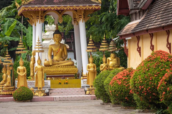 Wat Sisaket Temple in Vientiane city Old architecture and buddha — 스톡 사진