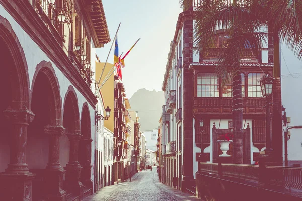 Santa Cruz, capital city of the island La Palma. Traditional arc — Stock Photo, Image