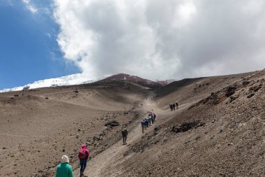 Yürüyüş sırasında Cotopaxi Volvcano 'dan görüntü. Cotopaxi Ulusal Parkı, Ekvador. Güney Amerika.