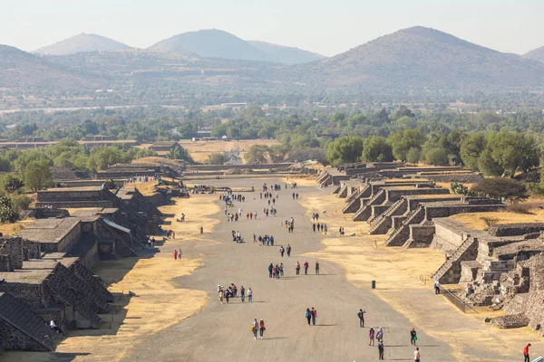 メキシコのTeotihuacanの古代都市のピラミッド — ストック写真