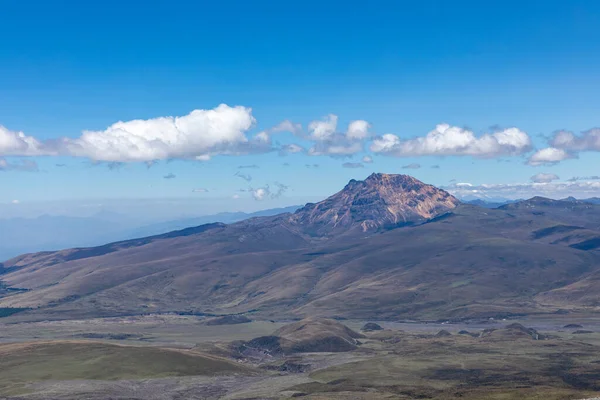 Widok Wulkanu Cotopaxi Podczas Trasy Trekkingowej Park Narodowy Cotopaxi Ekwador — Zdjęcie stockowe