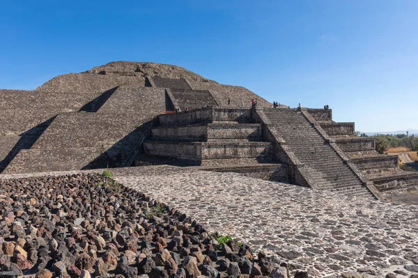 メキシコのTeotihuacanの古代都市のピラミッド — ストック写真