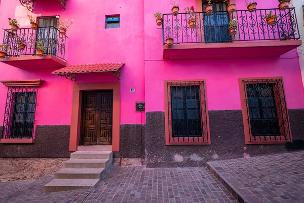 Barevné Koloniální Domy Starém Městě Guanajuato Barevné Uličky Úzké Uličky — Stock fotografie