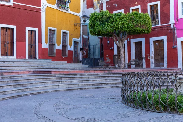 Casas Coloniales Colores Casco Antiguo Guanajuato Callejuelas Coloridas Calles Estrechas —  Fotos de Stock