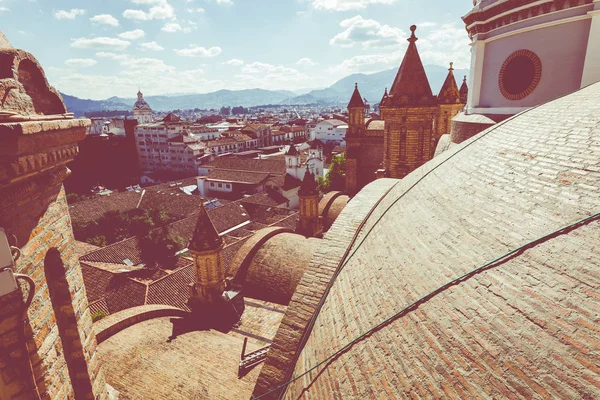 Utsikt Över Staden Cuenca Ecuador Med Sina Många Kyrkor Solig — Stockfoto