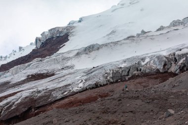 Yürüyüş sırasında Cotopaxi Volvcano 'dan görüntü. Cotopaxi Ulusal Parkı, Ekvador. Güney Amerika.