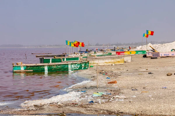 Lac Rose Senegal 2019年11月13日 Lac RoseまたはRetba Lakeのボート ダカール セネガル 西アフリカ — ストック写真