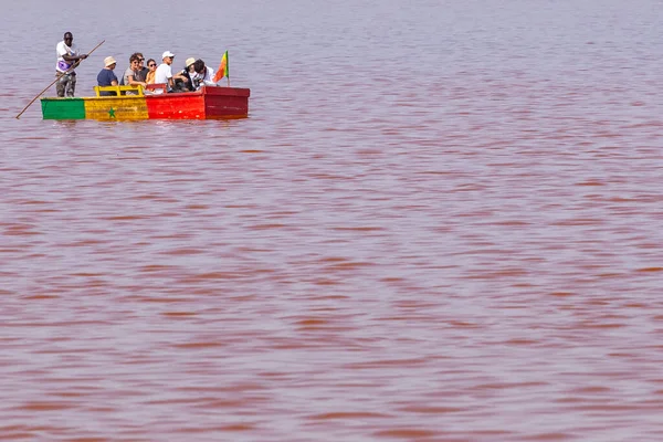 Lac Rose Senegal Listopad 2019 Łodzie Jeziorze Lac Rose Lub — Zdjęcie stockowe