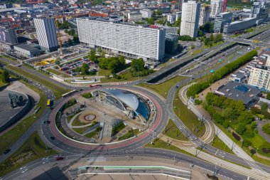 General Jerzy Zietek, Katowice, Polonya 'nın dönel kavşağının Katowice üst hava manzarası.