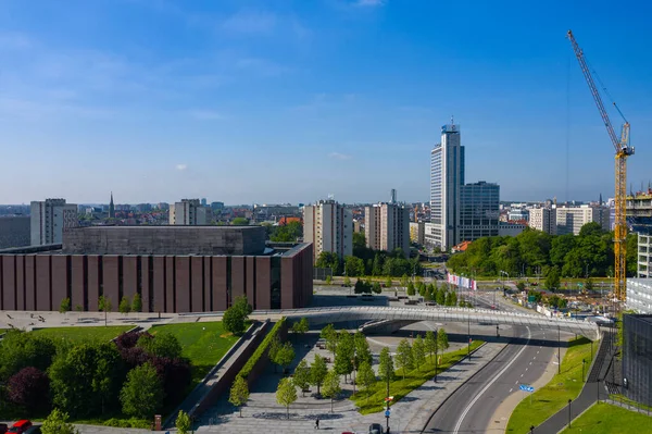 Katowice Şehir Merkezi Mimarisi Yeşil Çimen Teraslarının Havadan Görünüşü Yukarı — Stok fotoğraf