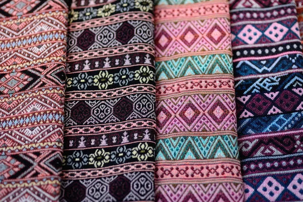 手作りのカラフルなテクスチャ織り綿 — ストック写真