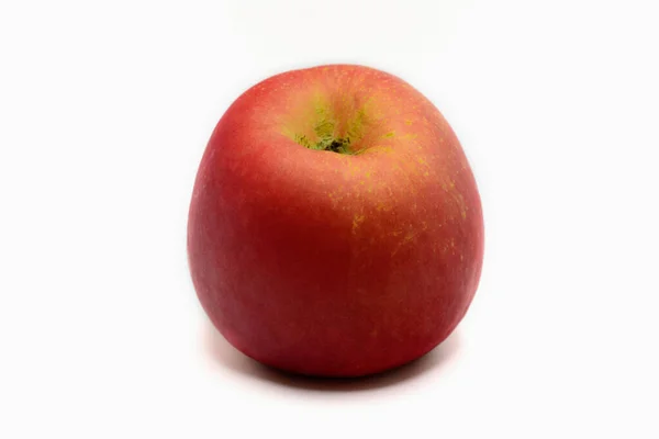 Pomme Mûre Rouge Isolée Sur Fond Blanc — Photo