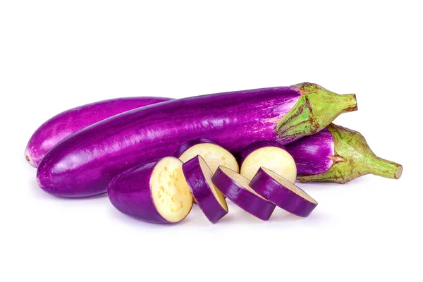 Long Purple Aubergine or Eggplant (Solanum melongena) isolated o — Stock Photo, Image
