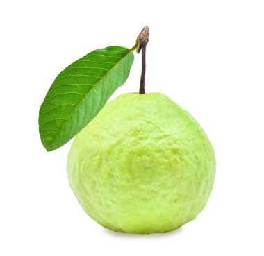 Beyaz arka plan üzerinde izole taze yeşil guava meyve