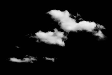 Siyah arkaplanda beyaz bulutlar izole