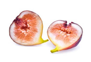 Beyaz arka plan üzerinde izole yarım incir meyve