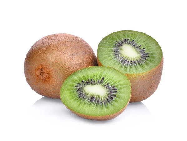 Kiwi frutas isoladas sobre fundo branco. — Fotografia de Stock