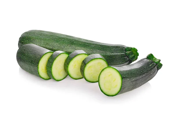 Verse courgette komkommer geïsoleerd op witte achtergrond — Stockfoto