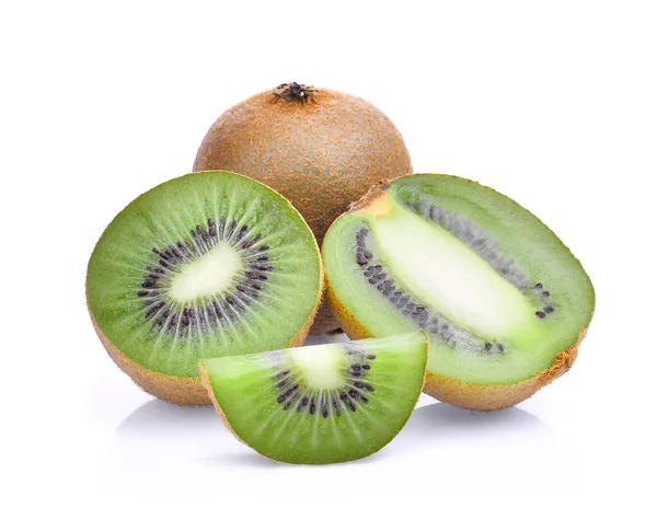 Kiwi frutas isoladas sobre fundo branco. — Fotografia de Stock