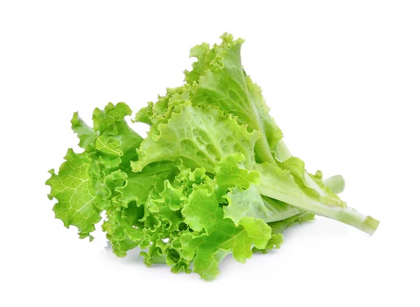 Verse groene sla salade bladeren geïsoleerd op witte achtergrond. — Stockfoto