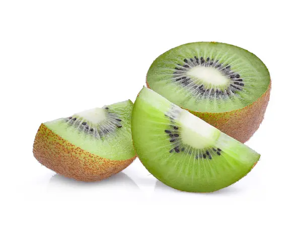 Kiwi frutas isoladas sobre fundo branco. — Fotografia de Stock