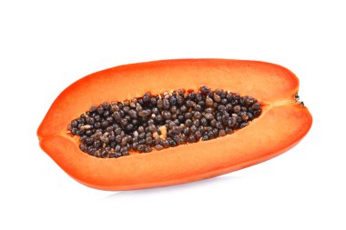 Olgun papaya meyve tohumları üzerinde beyaz adam izole ile yarısı