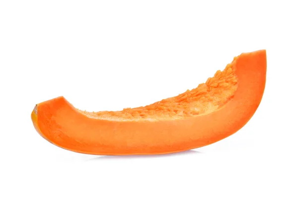 Gesneden van rijpe papaya geïsoleerd op witte achtergrond — Stockfoto